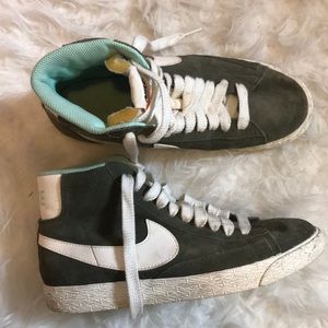Women’s Vintage Nike Blazer Sneaker